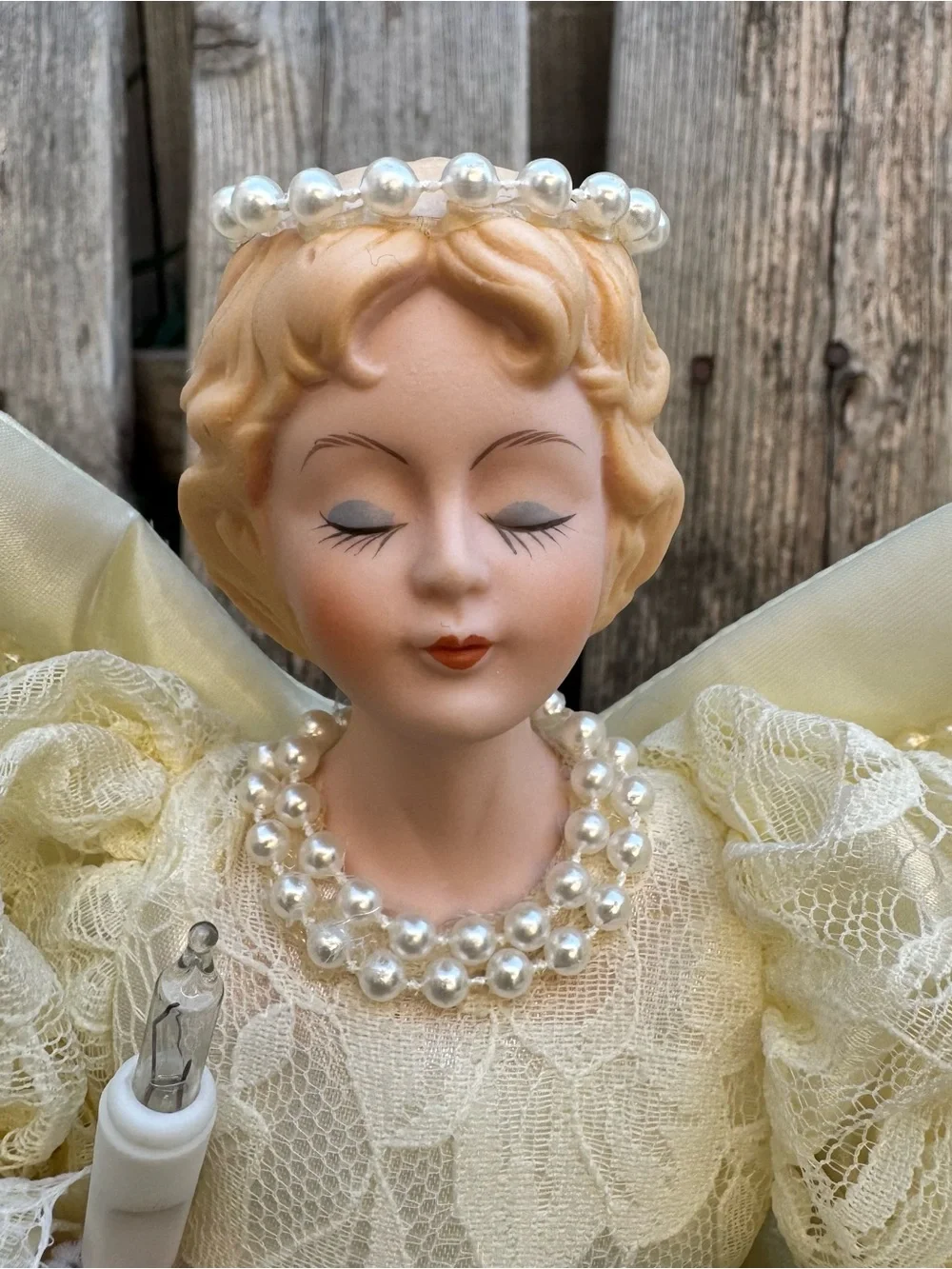 Rare Vintage House of Lloyd Lighted Angel Tree Topper Cream Lace & Pearls